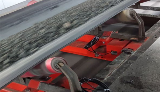 使用中的電子<a href='http://m1301.cn/' target='_blank'><u>皮帶秤</u></a>跑偏怎么調(diào)？教你這樣自查自糾正確解決